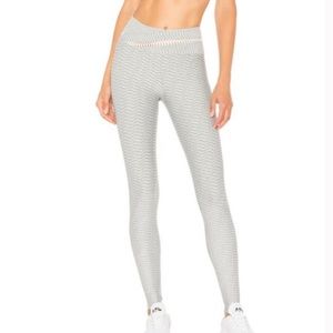 Track & Bliss Gray Hexagon Legging
